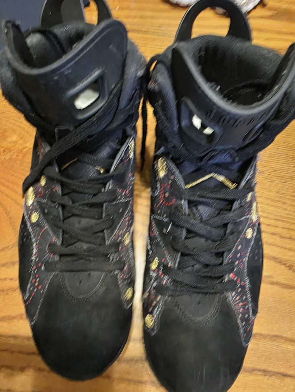 Jordan 6 "Chinese New Year, Size 11m. Pre-owned, Black High-Top Sneakers